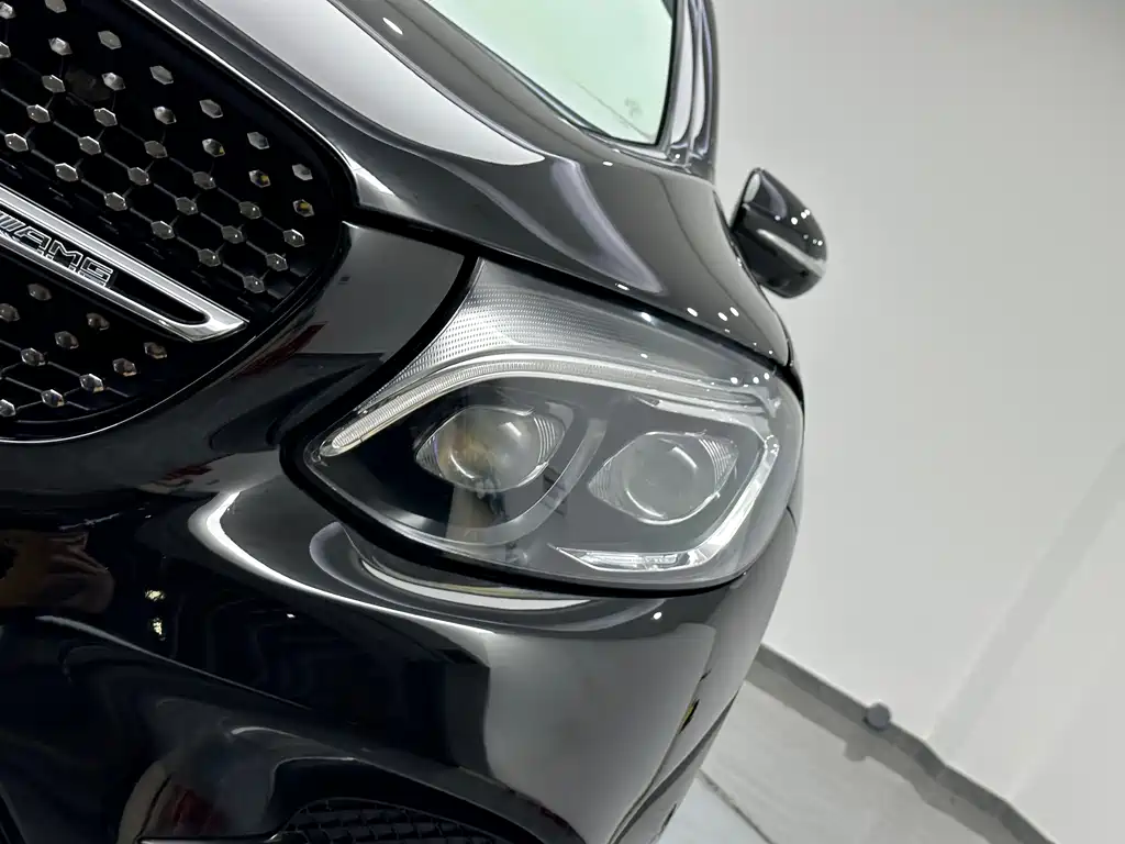 Mercedes-Benz GLC AMG 2019 — фото 27