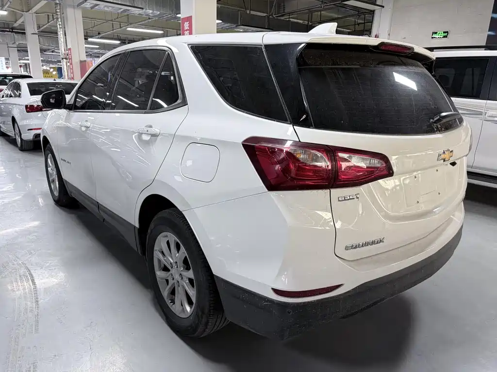 Chevrolet Equinox 2019 — фото 17