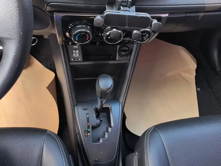 Toyota Yaris L 2019 — фото 15