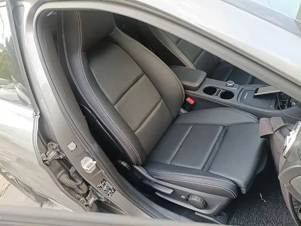 Mercedes-Benz GLA 2016 — фото 25