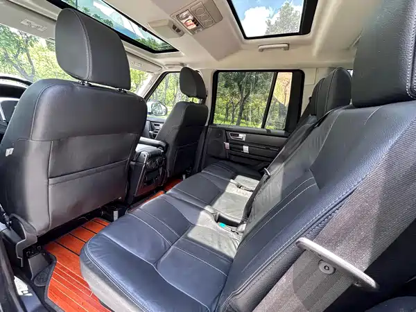 Land Rover Discovery 2014