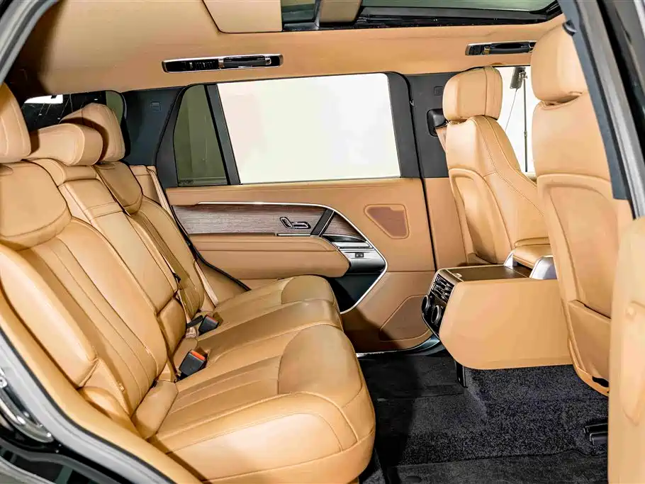 Land Rover Range Rover 2025 — фото 22