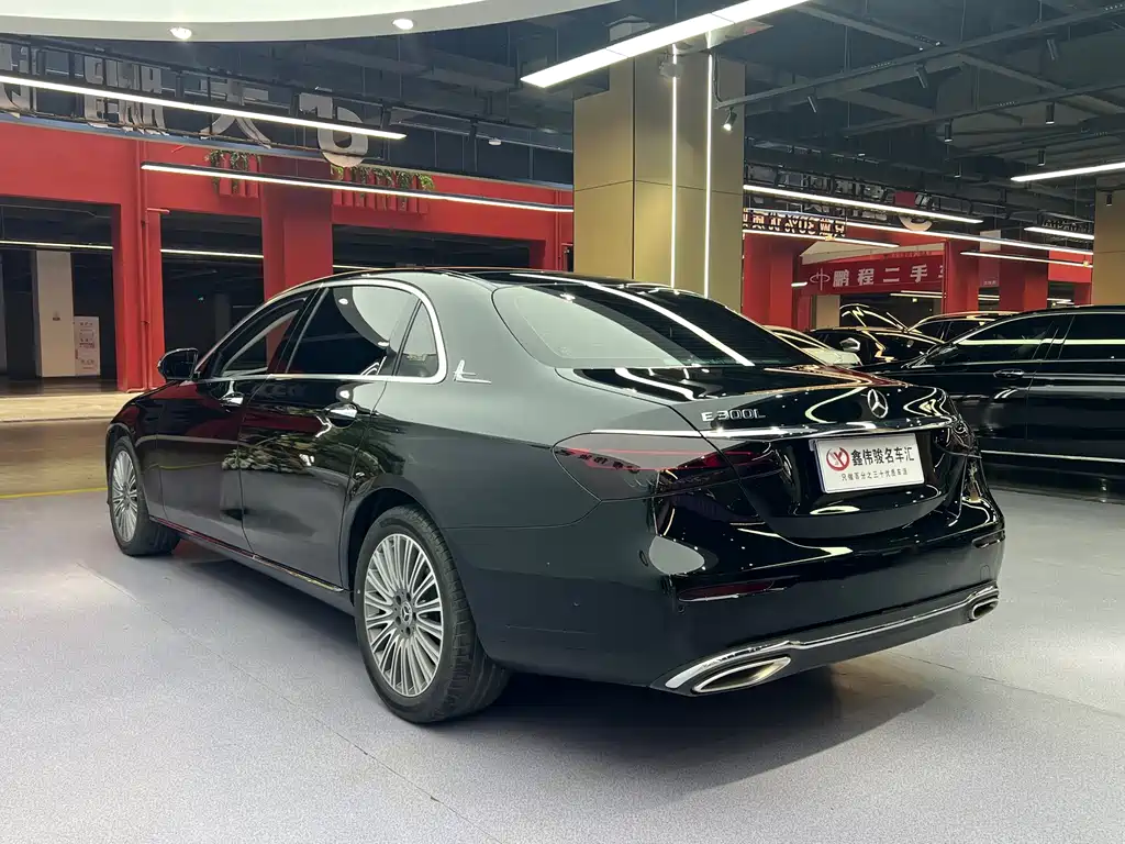 Mercedes-Benz E-Class 2020 — фото 20