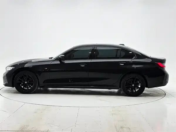 BMW 3 Series 2023