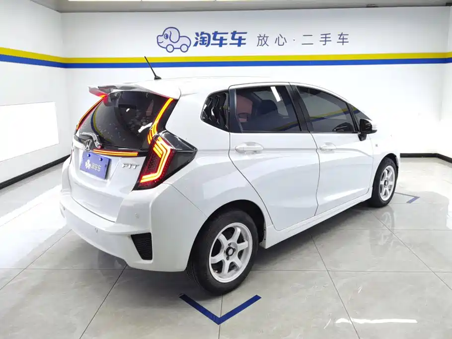 Honda Fit 2017