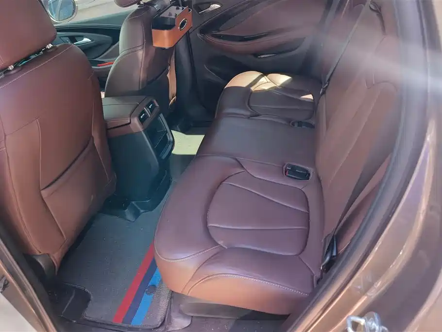 Buick Envision Plus 2018 — фото 11