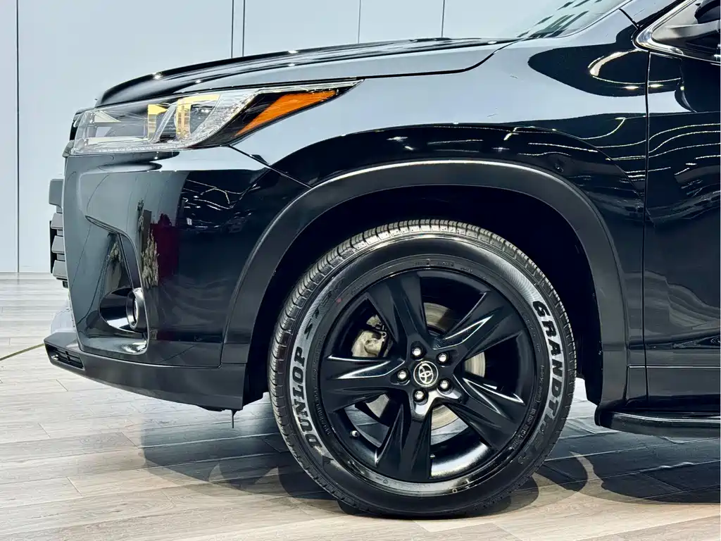Toyota Highlander 2020 — фото 29