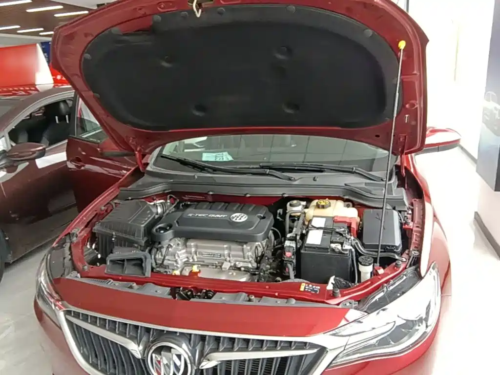 Buick Excelle 2022 — фото 20