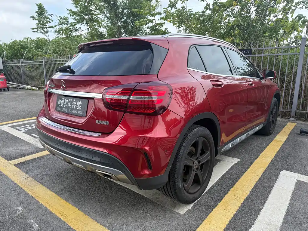 Mercedes-Benz GLA 2019