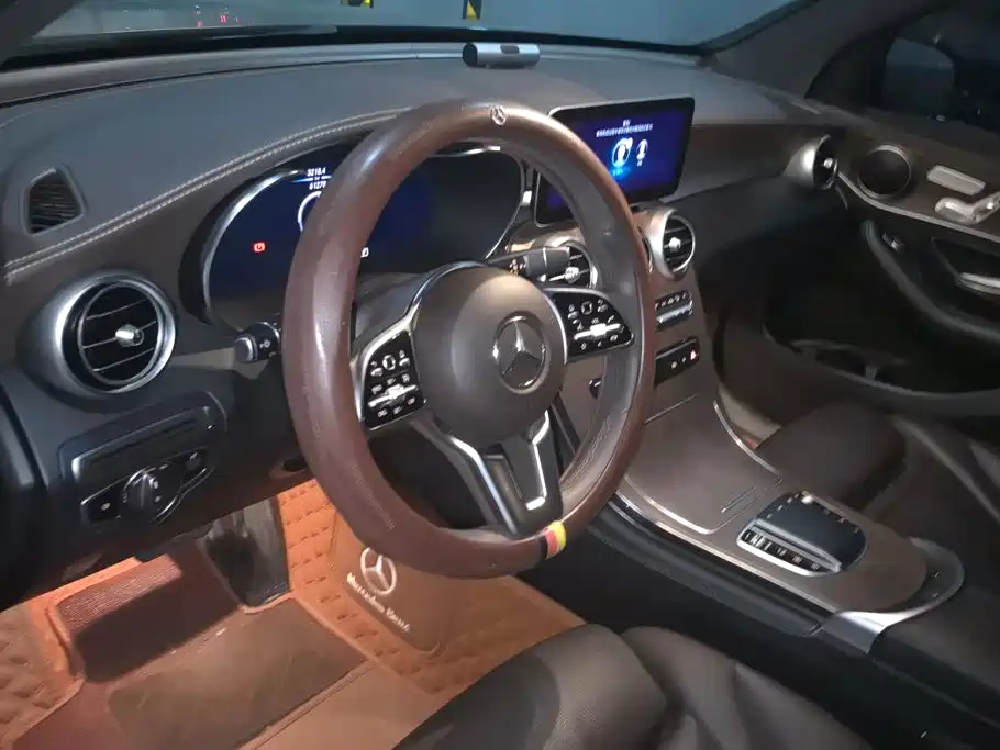 Mercedes-Benz GLC 2021 — фото 12