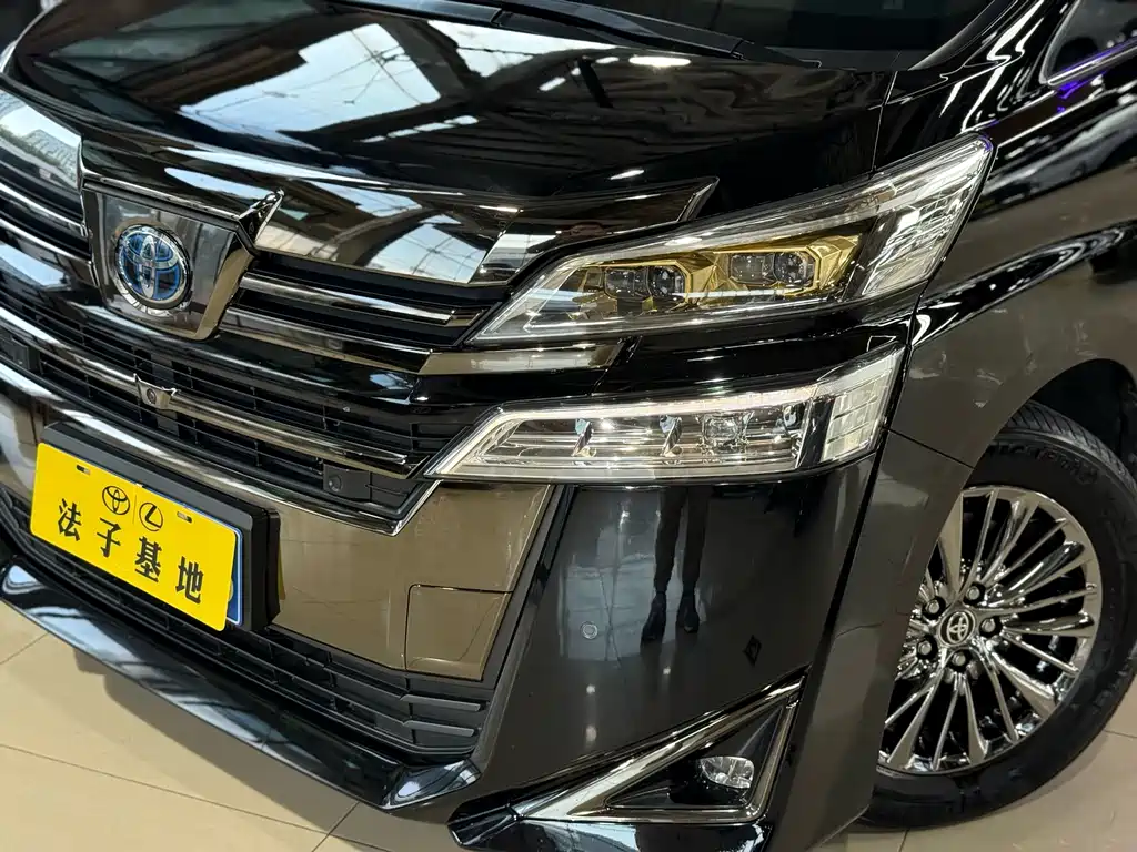 Toyota Vellfire 2021