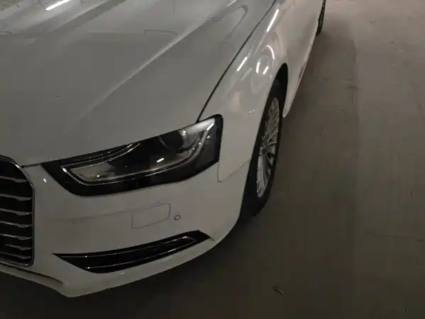 Audi A4L 2016