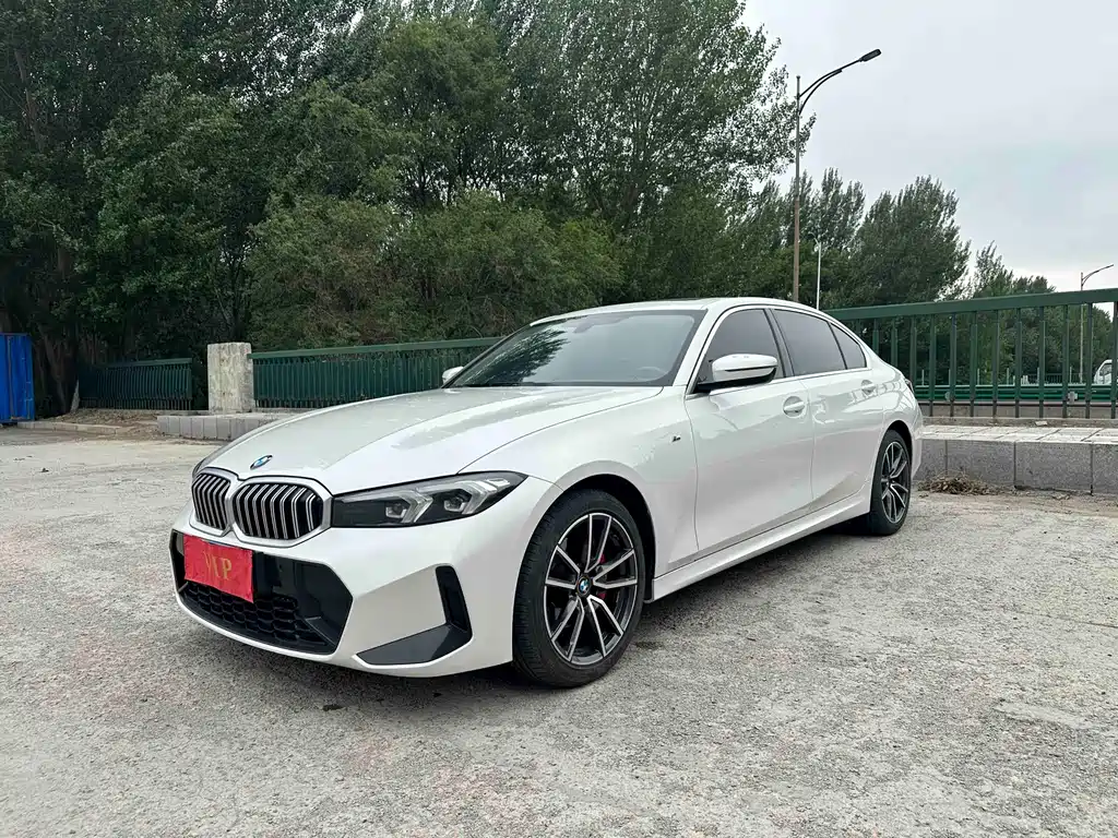 BMW 3 Series 2023