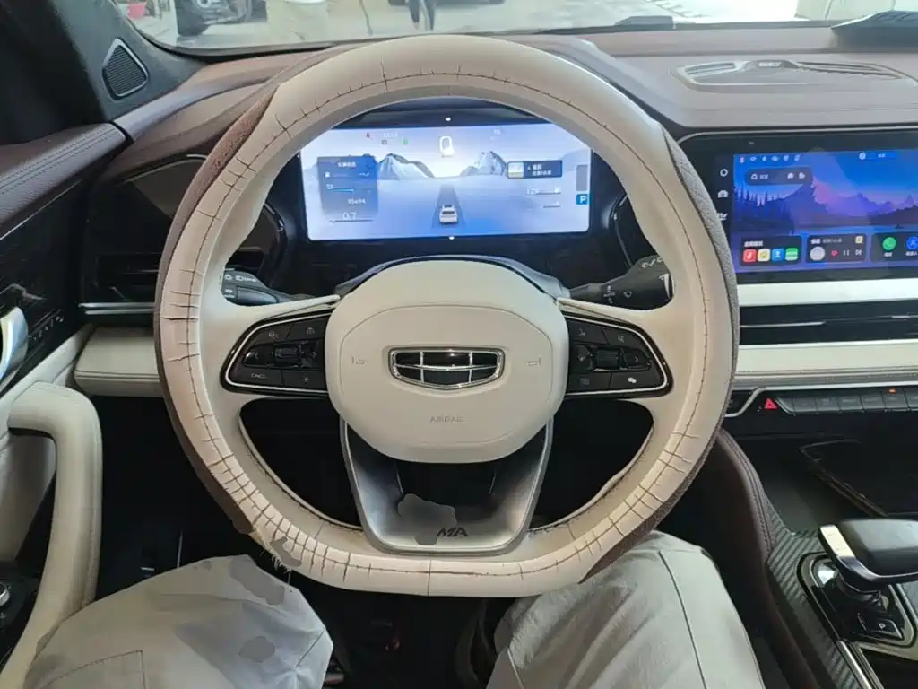Geely Xingyue L 2023 — фото 11