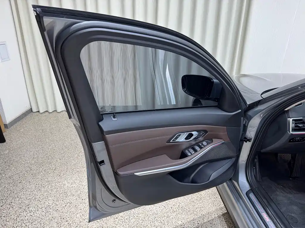 BMW i3 2022 — фото 10