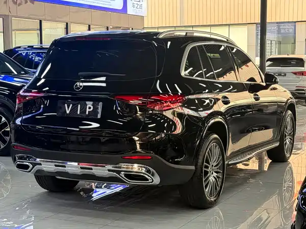 Mercedes-Benz GLC 2023