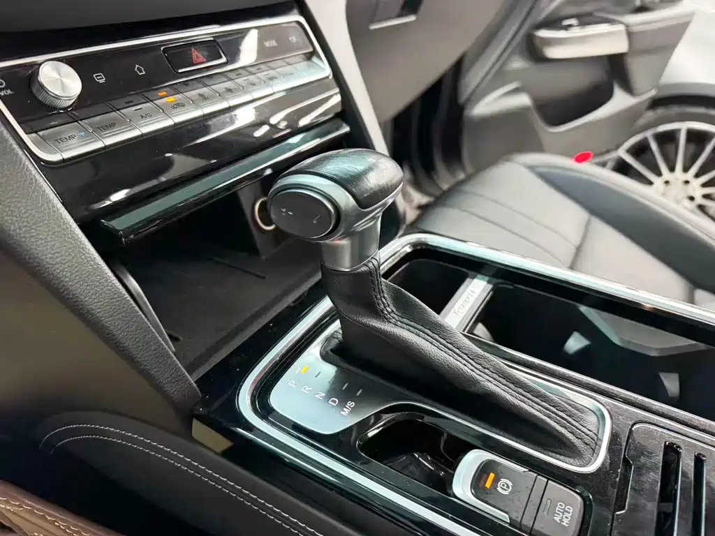 GAC Motor Trumpchi GS8 2021 — фото 11