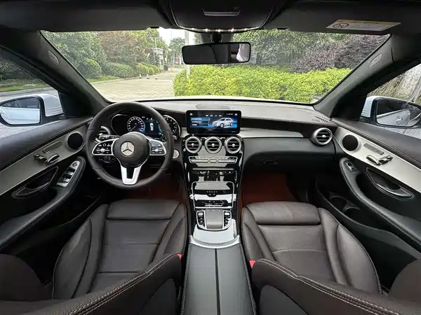 Mercedes-Benz GLC 2021