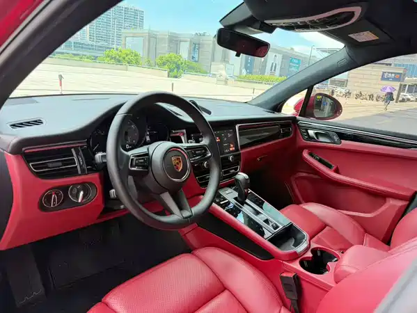 Porsche Macan 2023