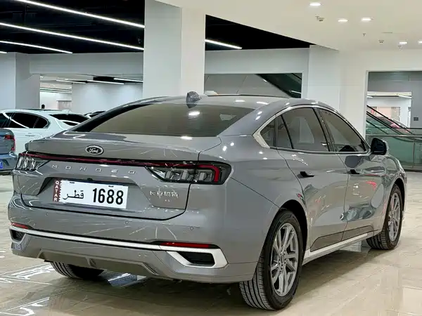 Ford Mondeo 2025