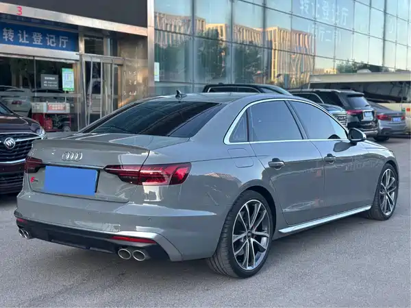 Audi S4 2022