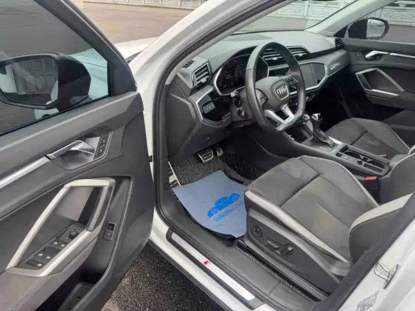 Audi Q3 2023