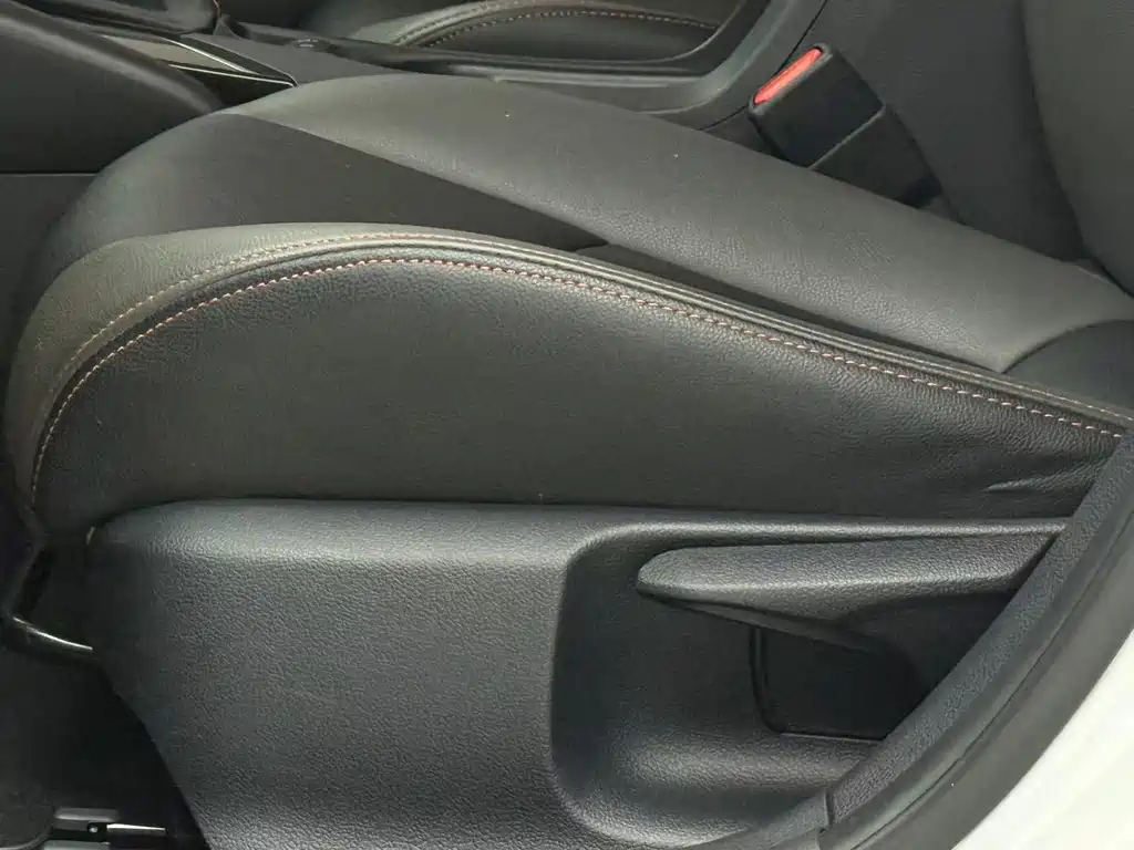 Toyota Corolla 2021 — фото 12