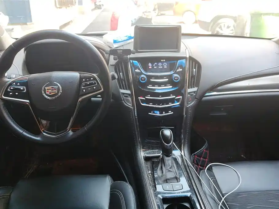 Cadillac ATS-L 2015 — фото 12