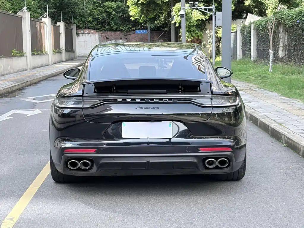 Porsche Panamera 2023 — фото 6