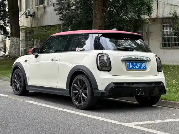 MINI 2016