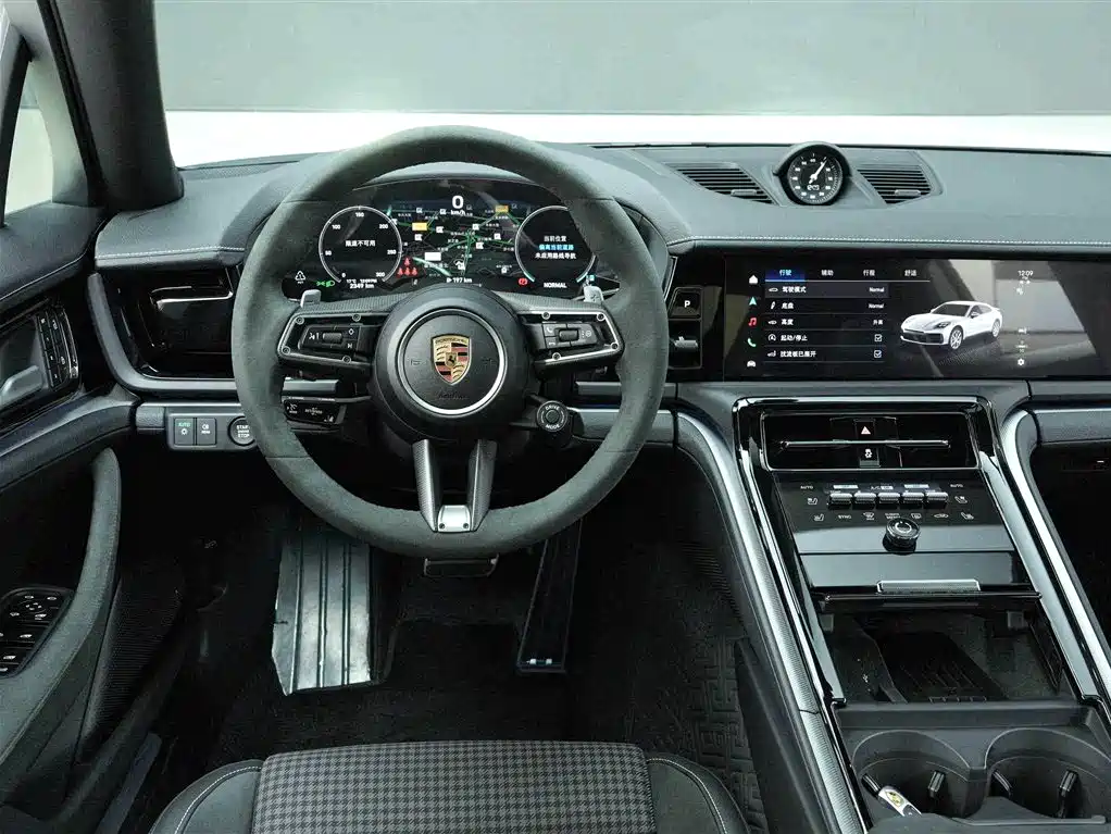 Porsche Panamera 2026 — фото 19