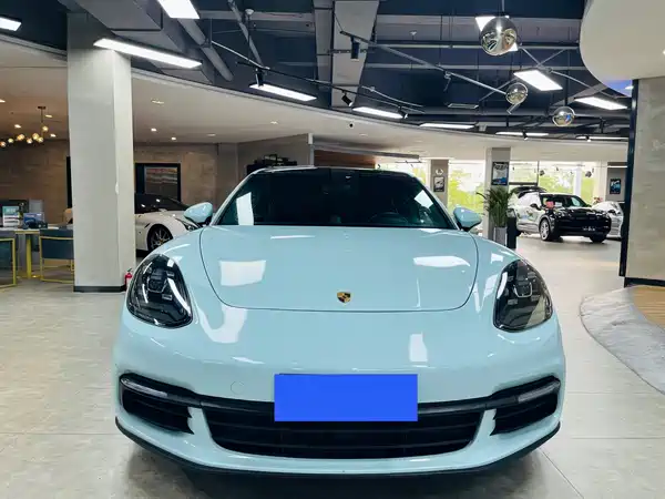 Porsche Panamera 2019