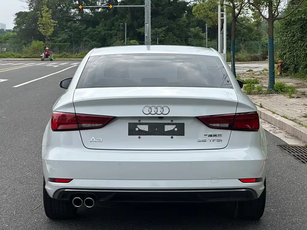 Audi A3 2018 — фото 6