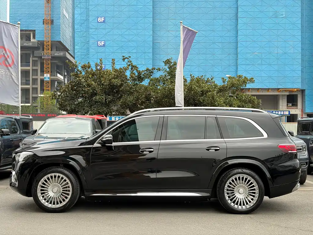 Mercedes-Benz GLS 2023 — фото 4