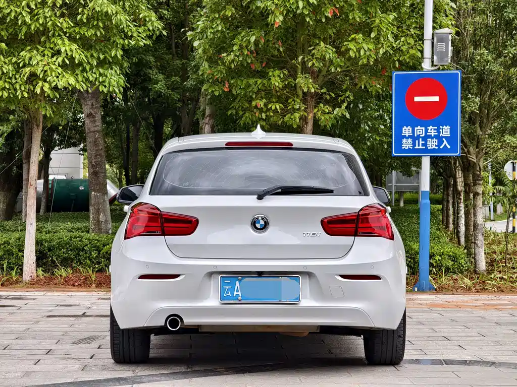 BMW 1 Series 2019