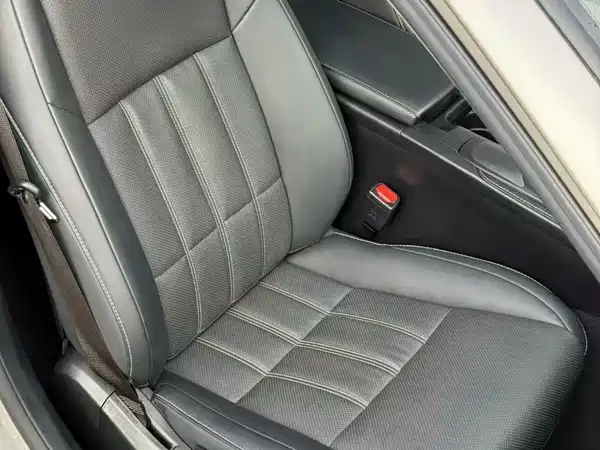 Lexus ES 2016
