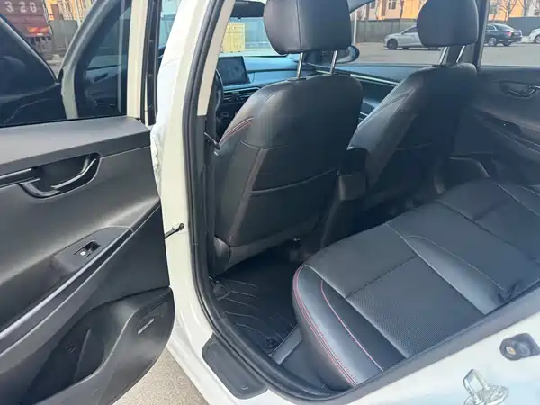 Hyundai Yuedong 2020