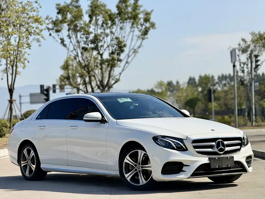 Mercedes-Benz E-Class 2018 — фото 3