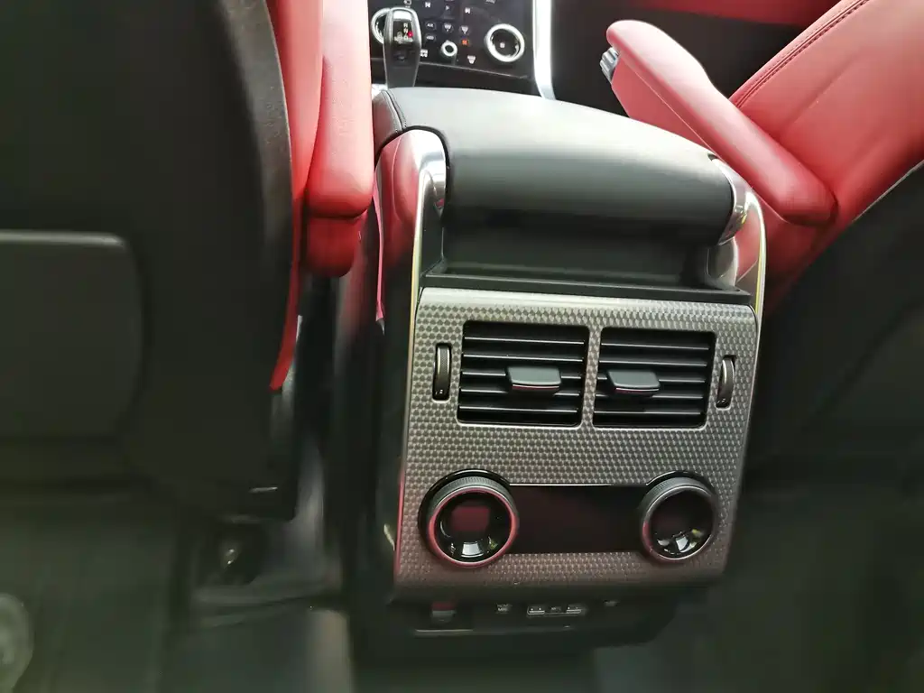 Land Rover Sport 2018 — фото 16