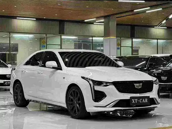 Cadillac CT4 2021