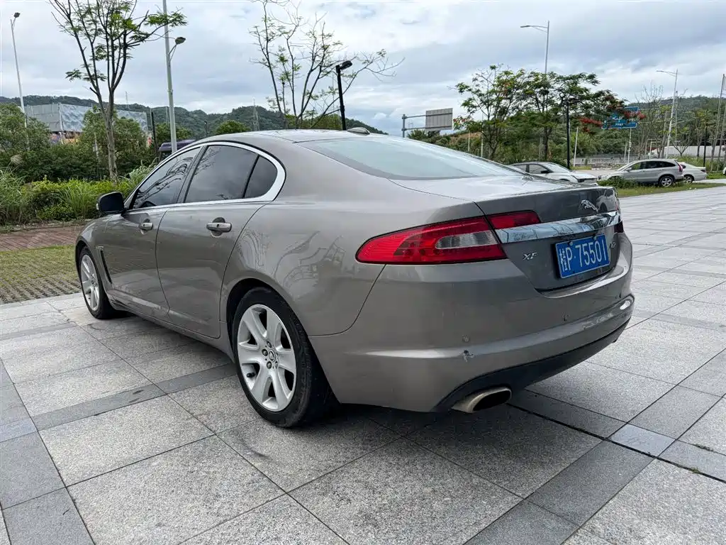 Jaguar XF 2008 — фото 4