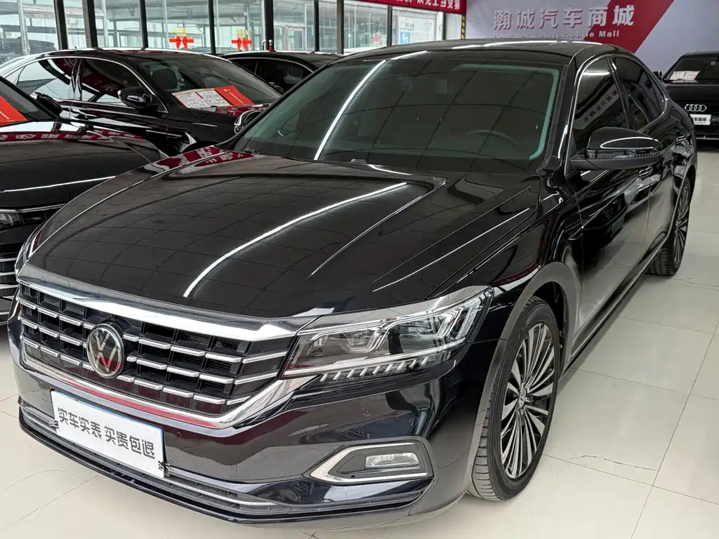 Volkswagen Passat 2019 — фото 1