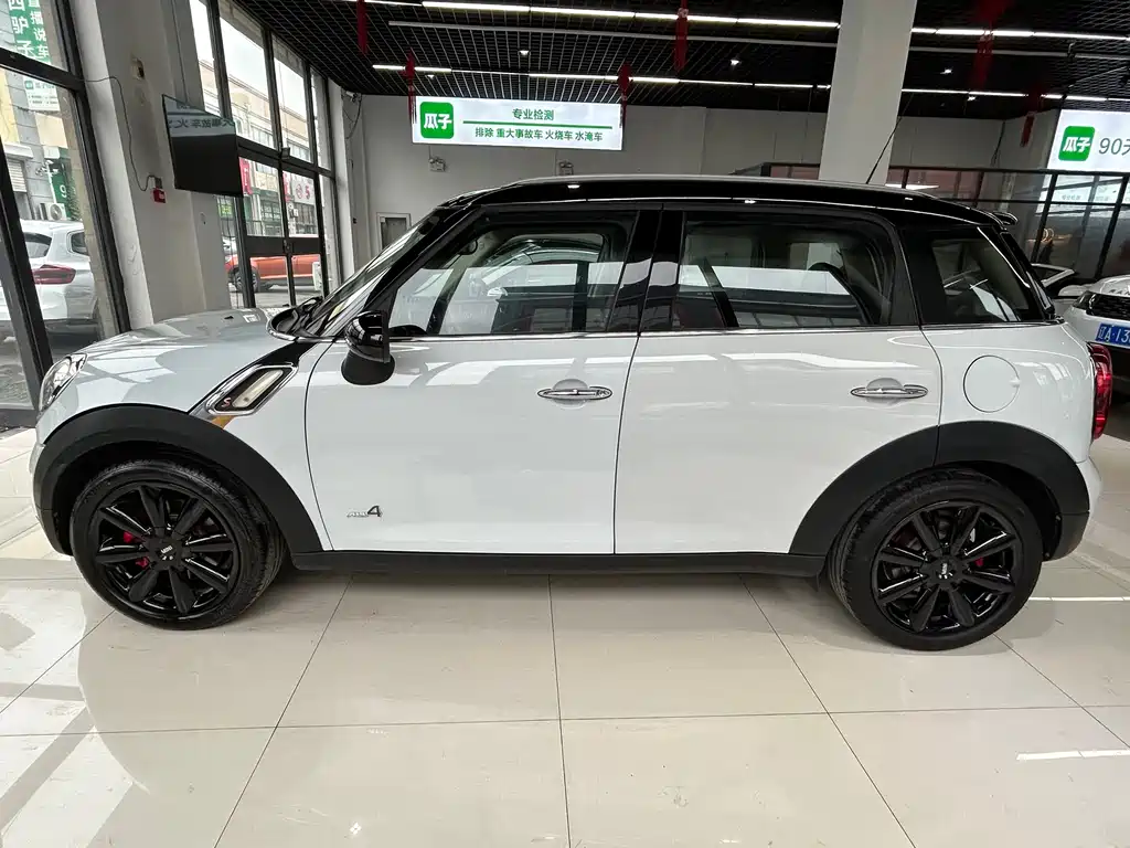 MINI Countryman 2013