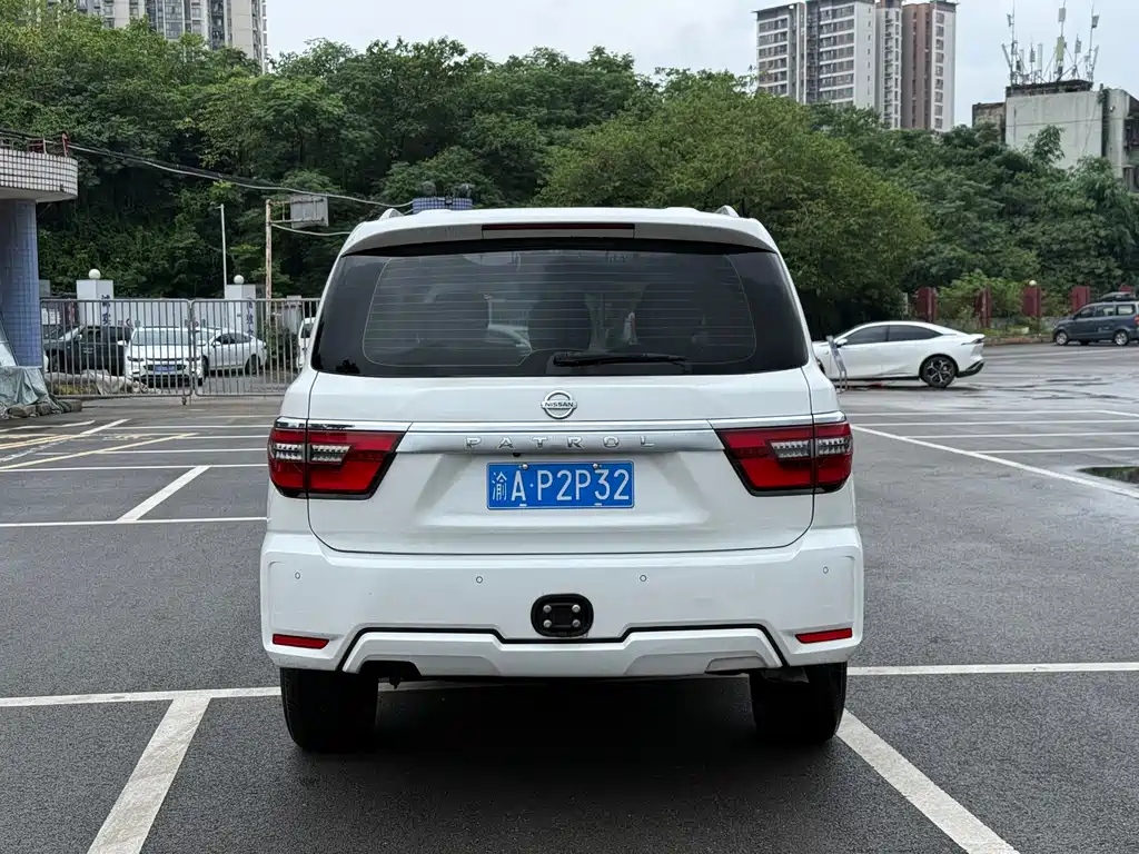 Nissan Patrol 2020 — фото 16