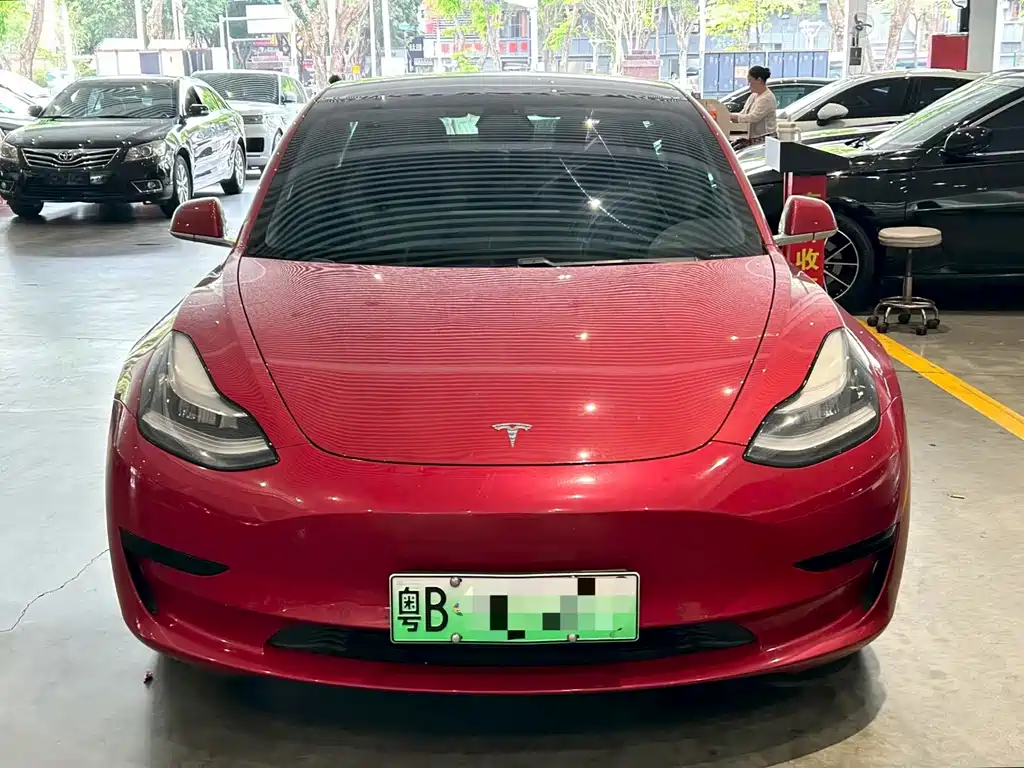 Tesla Model 3 2020 — фото 2