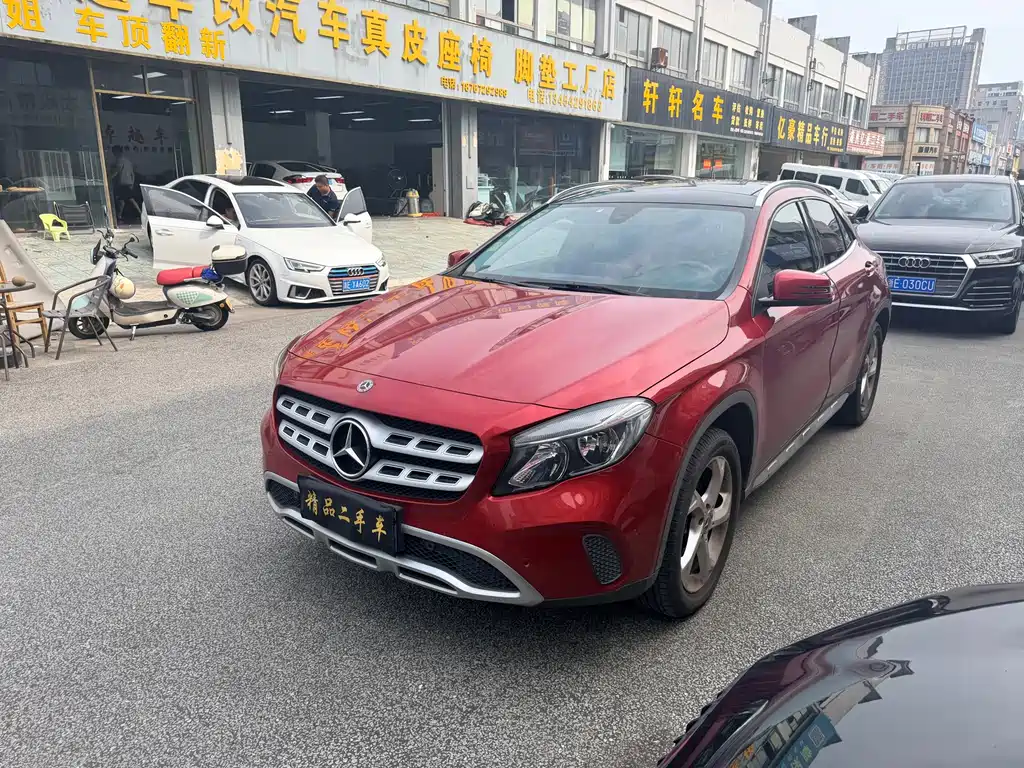Mercedes-Benz GLA 2018 — фото 1