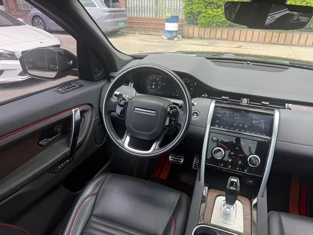 Land Rover Discovery Sport 2022 — фото 15
