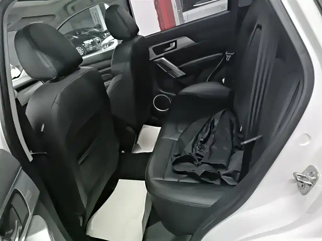Haval H2 2018 — фото 17