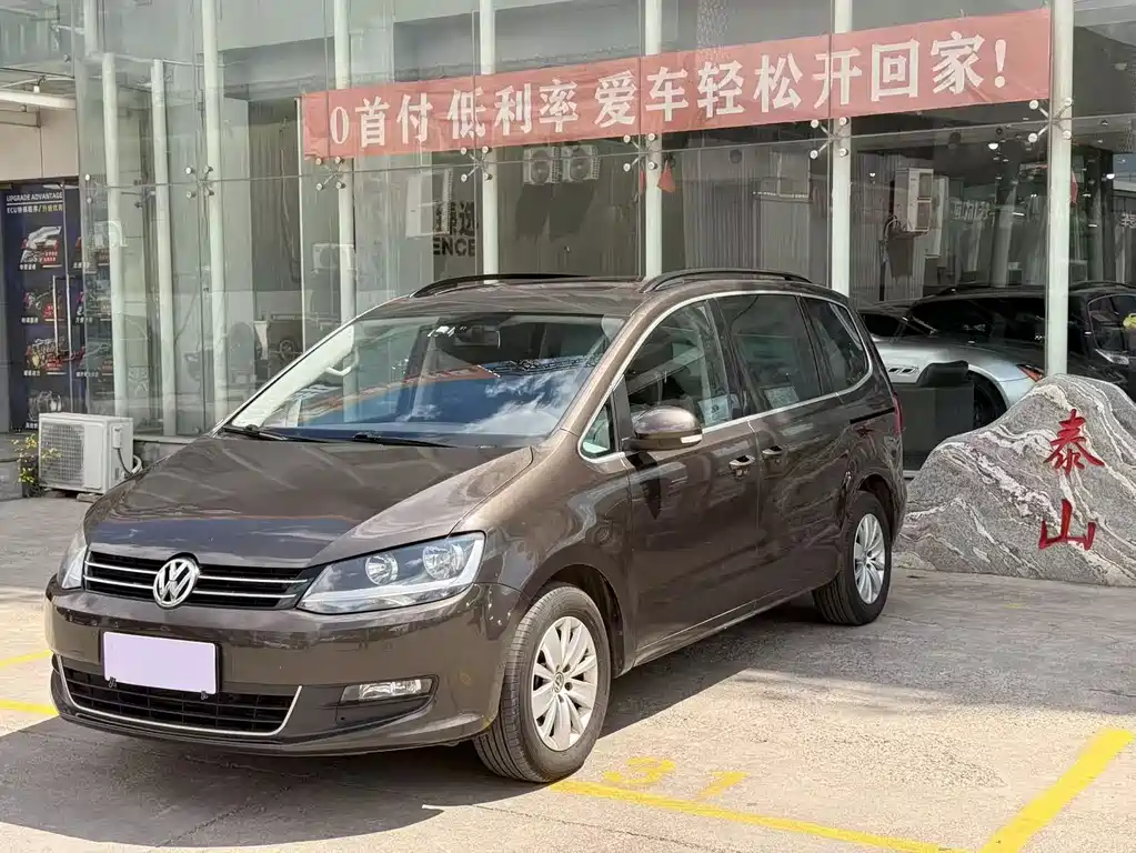 Volkswagen Sharan 2016 — фото 1