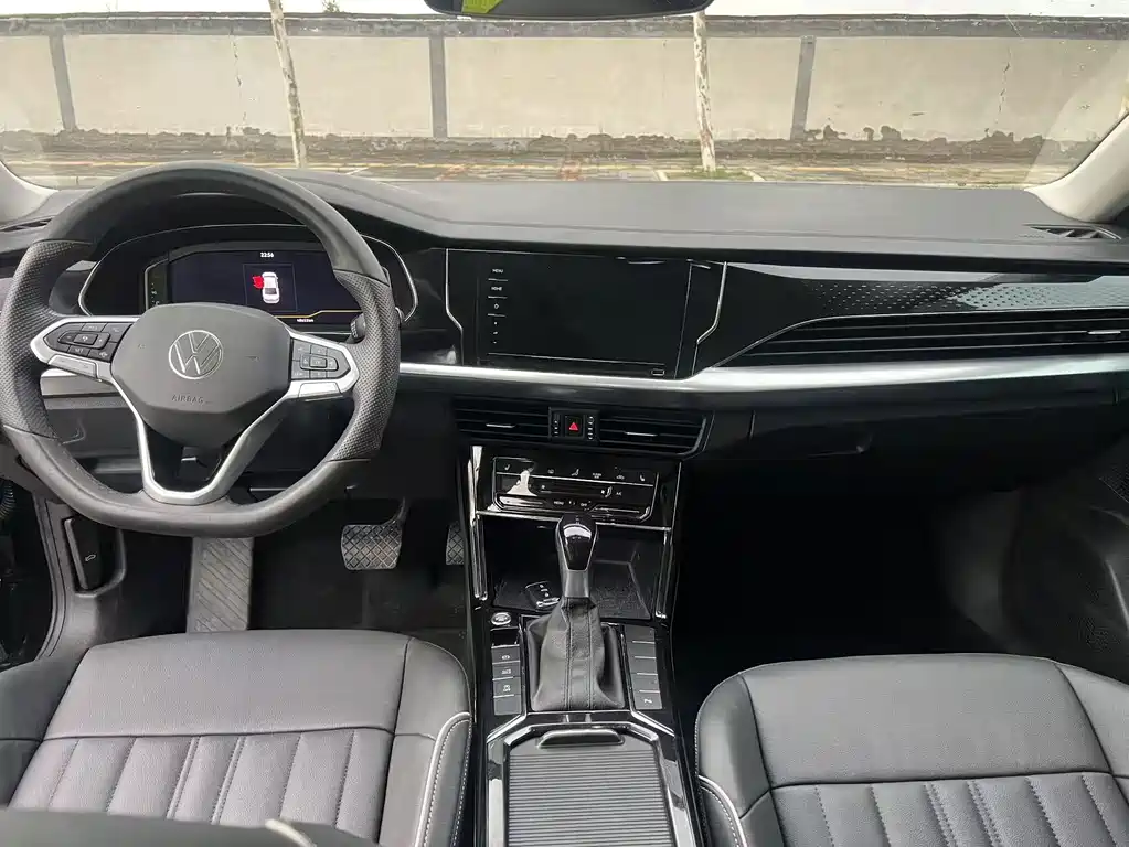 Volkswagen Passat 2022